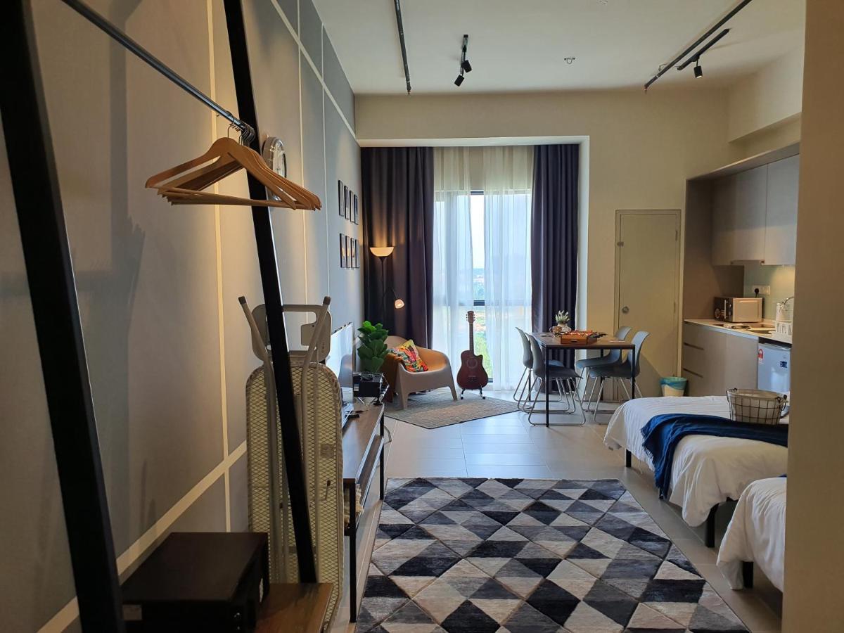 The Perfect Getaway @ Tamarind Suites, Netflix 300Mbps Cyberjaya Extérieur photo